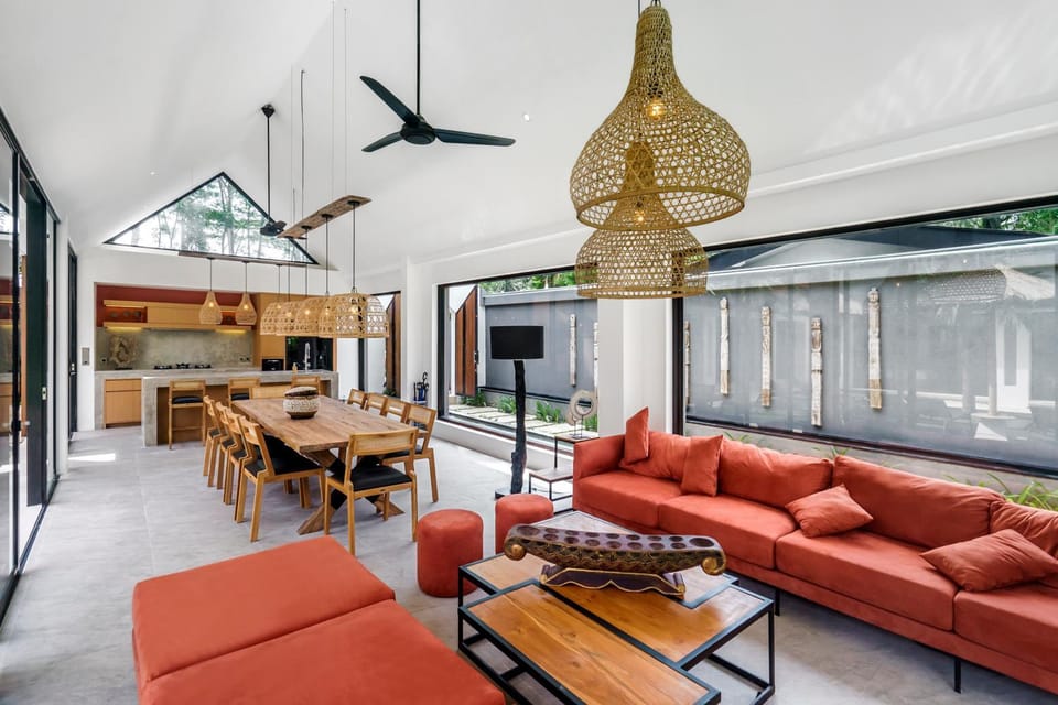 Living room, Seating area, internet, internet