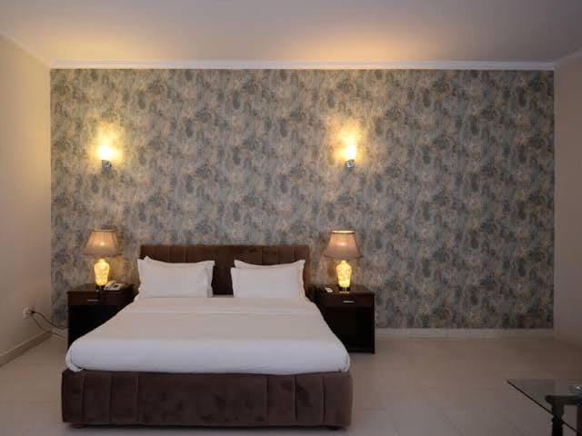 Gulshan Family Couple Guest House Hotel Gulshan-e-iqbal Hotel in Karachi