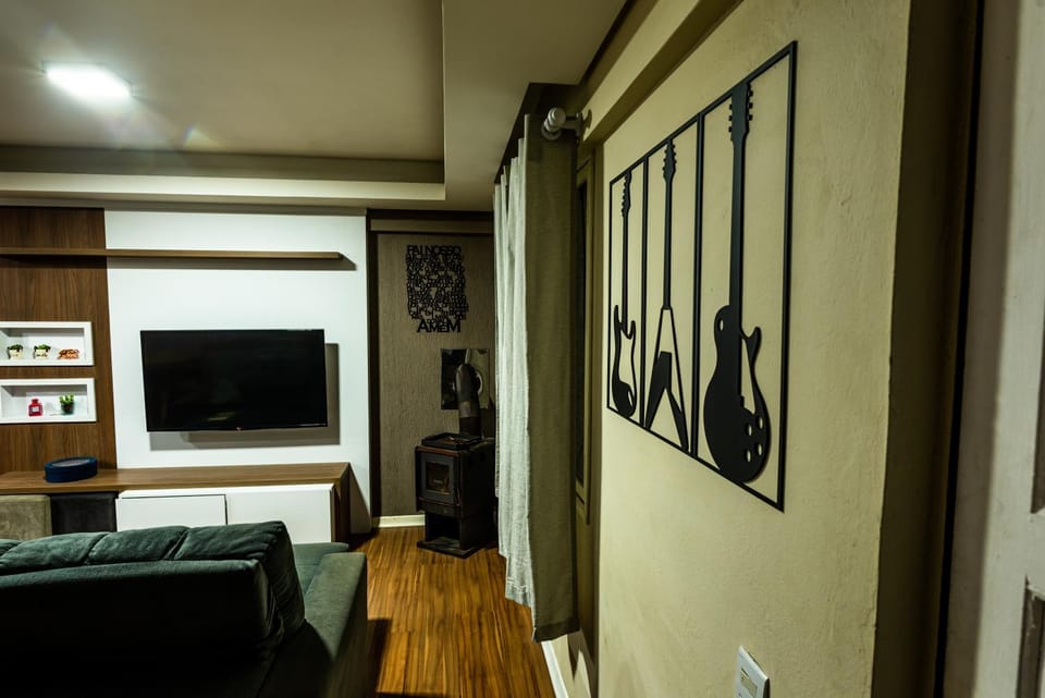 Communal lounge/ TV room, TV and multimedia