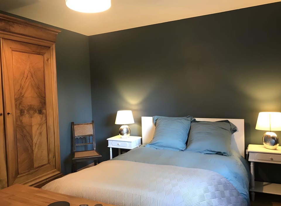 Living room, Bedroom