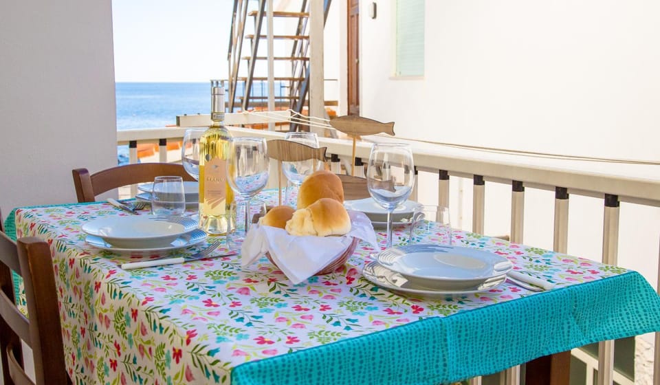 Dining area, Sea view