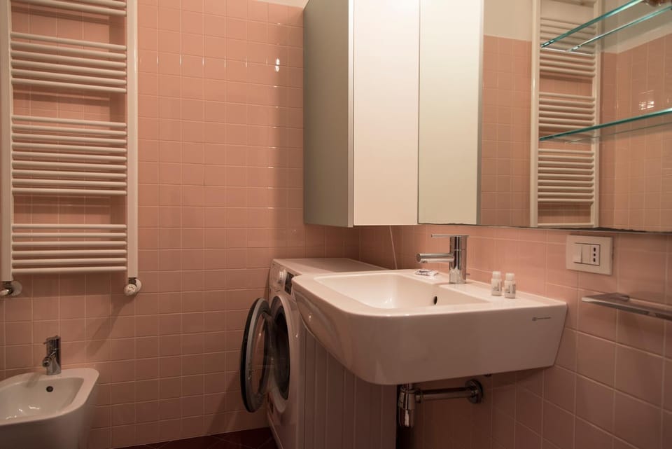 YouHosty - Magolfa 21 Apartment in Milan
