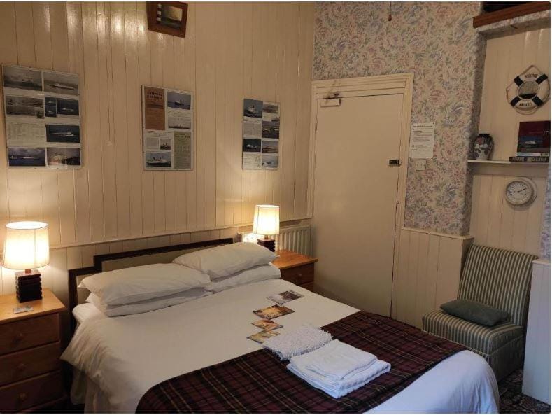 All Seasons Guesthouse Bed and Breakfast in Douglas