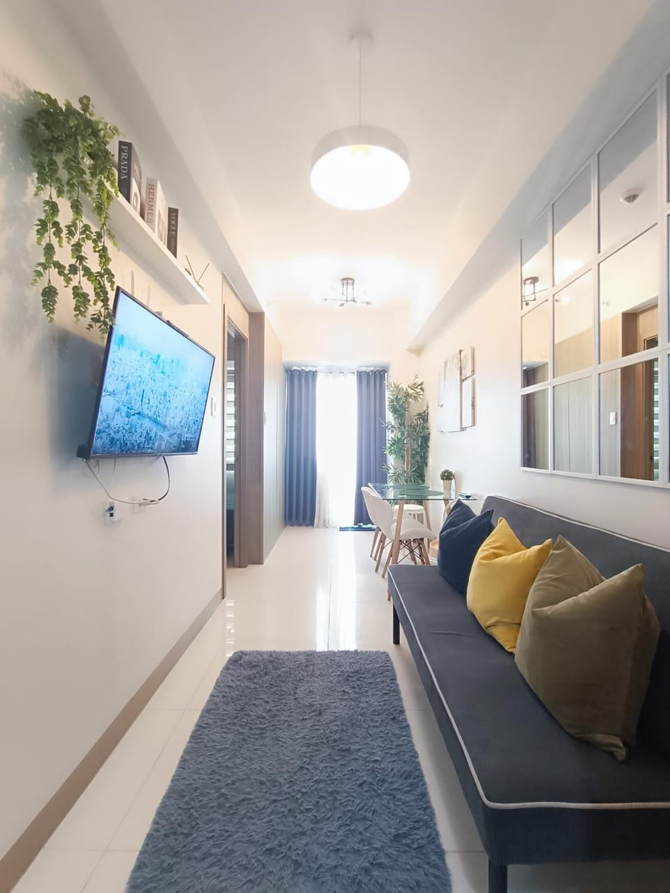 SMDC Coast Residences near PICC World Trade Center MOA Apartment hotel in Pasay