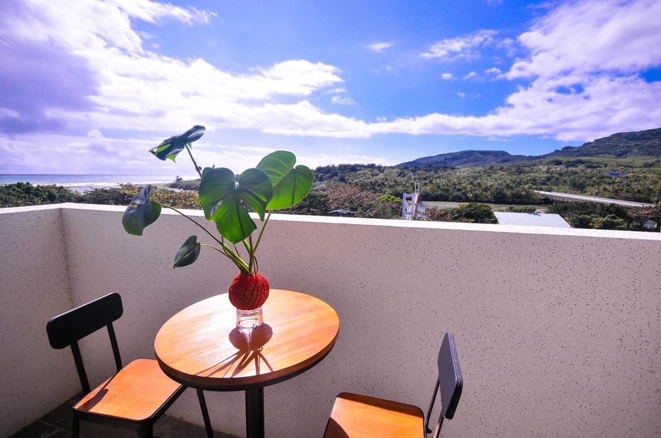 Natural landscape, Balcony/Terrace, Beach, Mountain view, Sea view