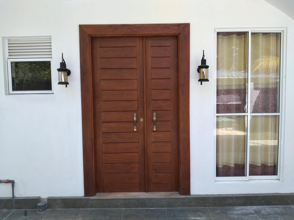 GOLDEN VILLA Bed and Breakfast in Southern Province