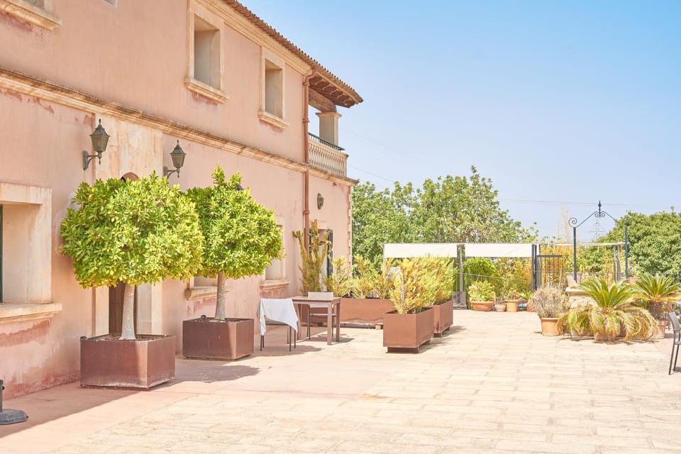 Property building, Patio
