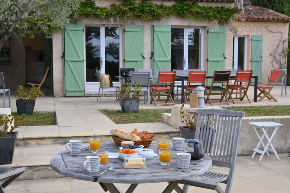 Villa for 10 Pool 5 Suites Grimaud House in Grimaud