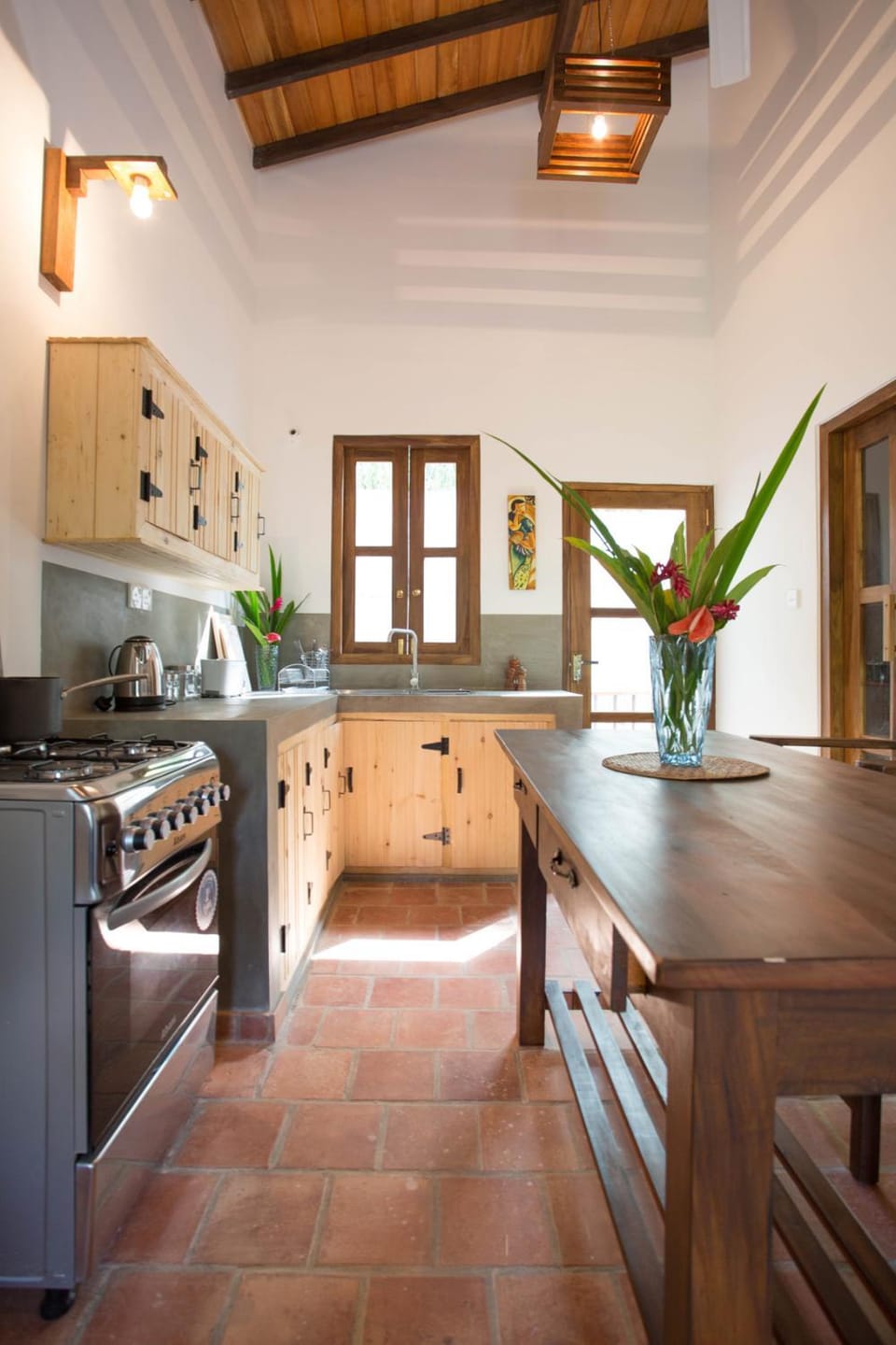 Kitchen or kitchenette, Dining area, pet friendly, stove