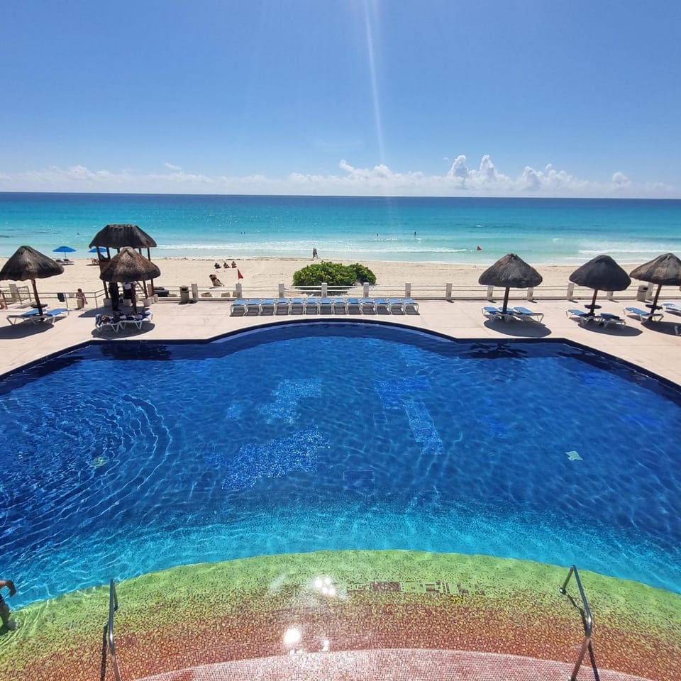 Day, Natural landscape, Beach, Sea view, Swimming pool, sunbed