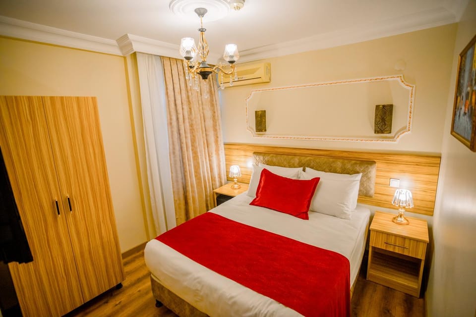 Bed, Bedroom