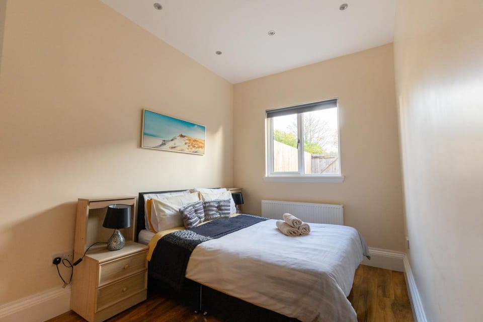 New 3-Bedroom Apartment Close to City Centre Apartment in Edinburgh