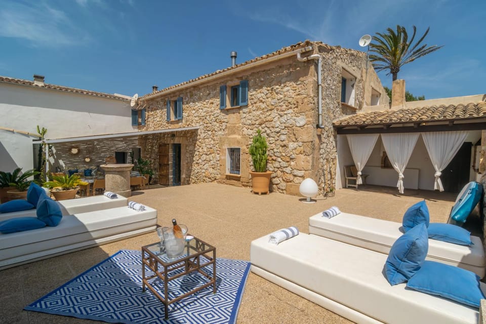 Property building, Patio, Solarium
