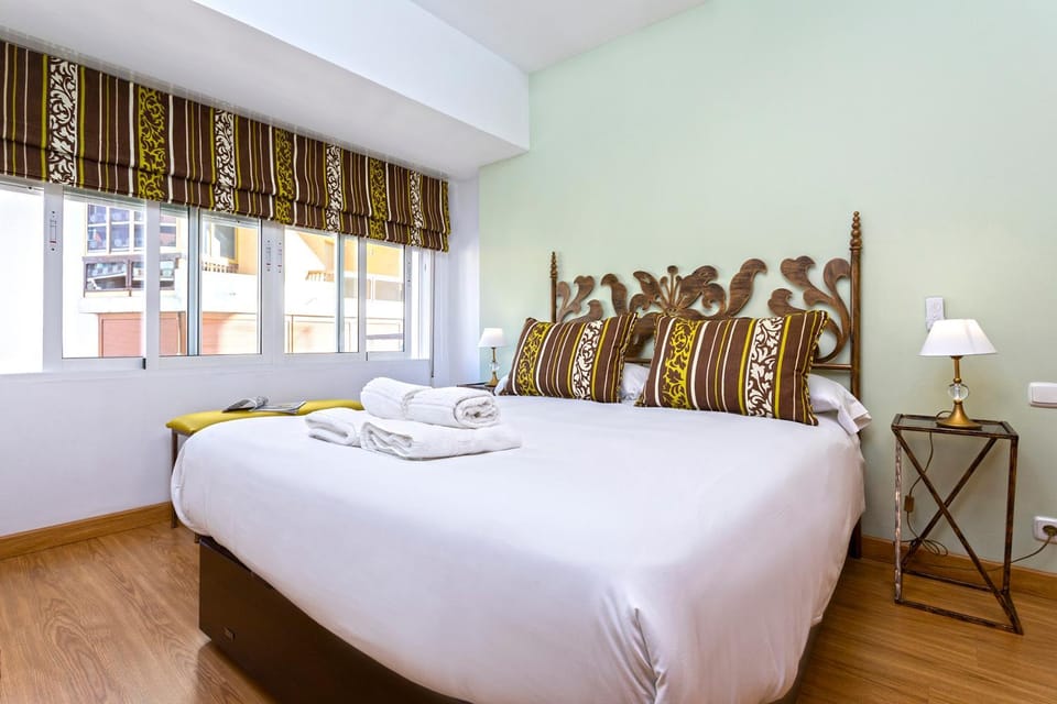 Livemálaga Pintor Sea View & Beach Apartment in Malaga