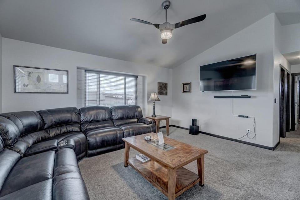 Executive Golf Course Home, Family Friendly House in Rapid City