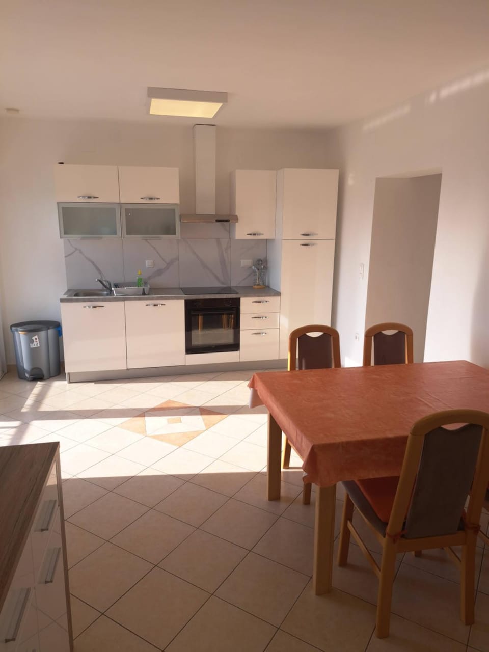 Kitchen or kitchenette, Dining area, pet friendly, stove