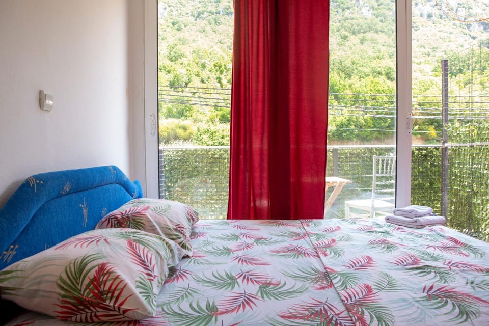 Bed, View (from property/room), Balcony/Terrace, Photo of the whole room, Bedroom