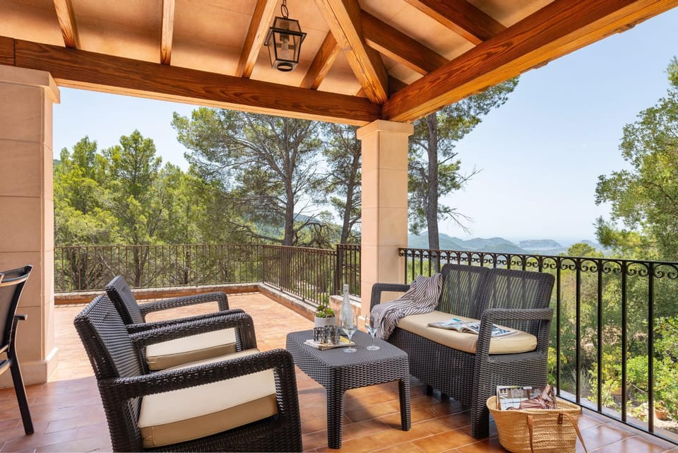 Patio, Balcony/Terrace, Mountain view