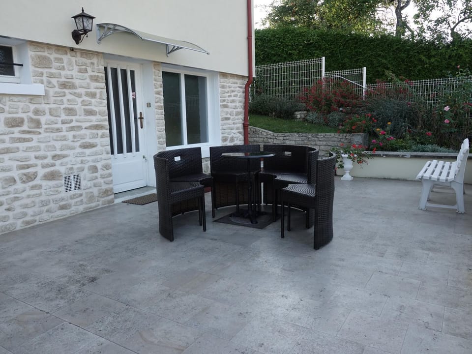 Balcony/Terrace, Balcony/Terrace