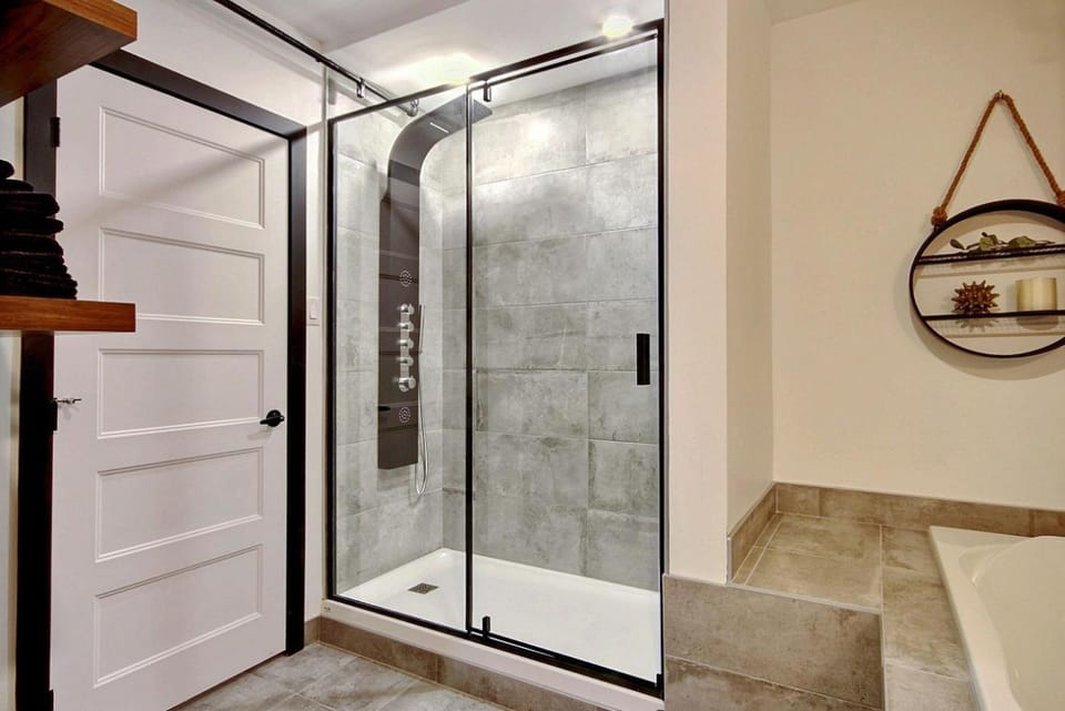 Shower, Bathroom