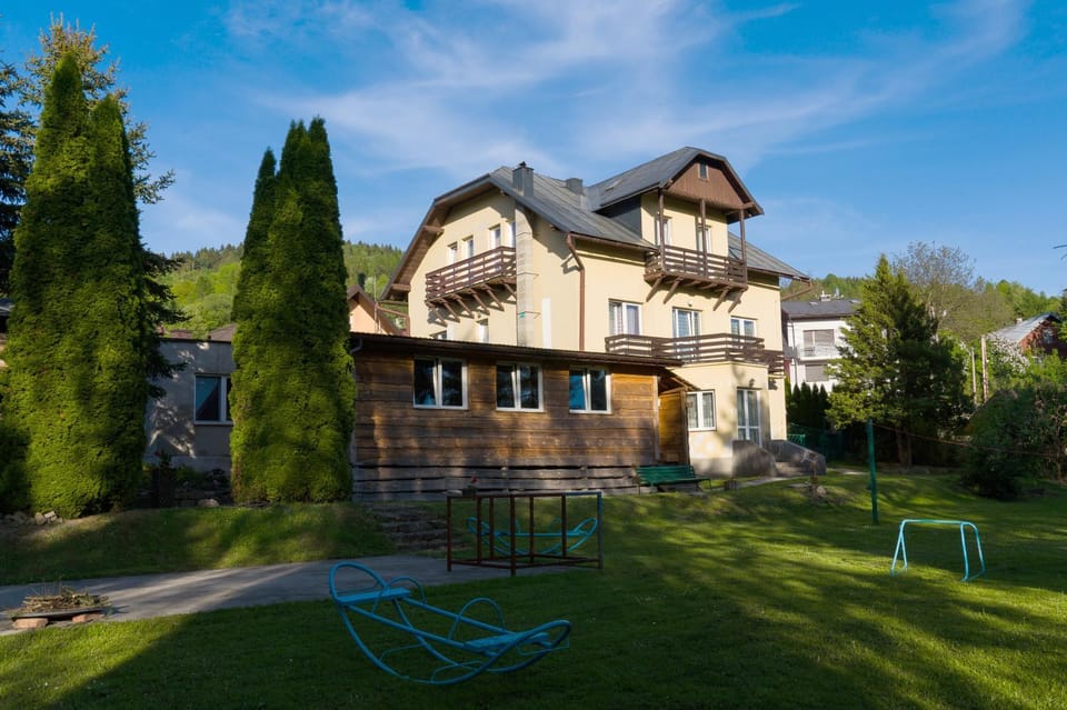 Property building, Garden