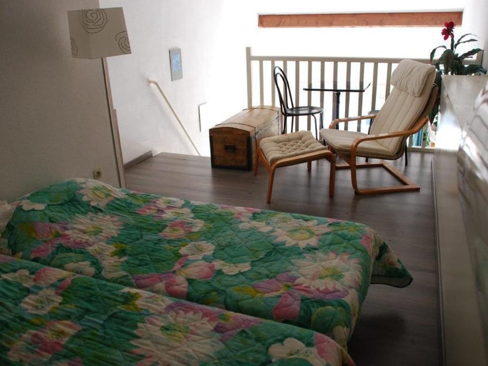 T2 mezzanine avec terrasse, parking privé à Sète - FR-1-472-108 Apartment in Occitanie