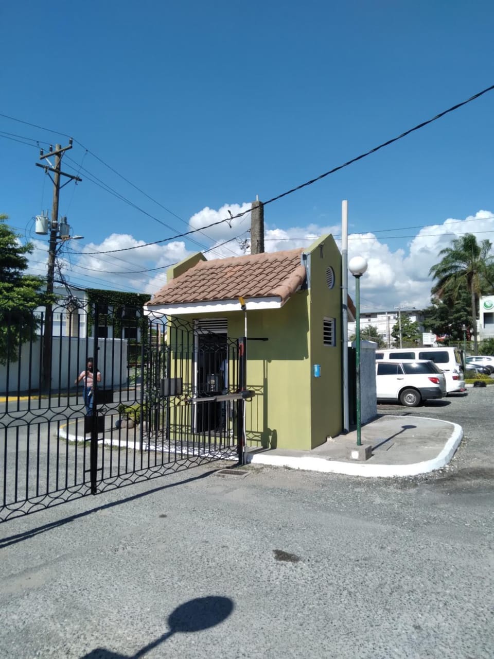 Facade/entrance