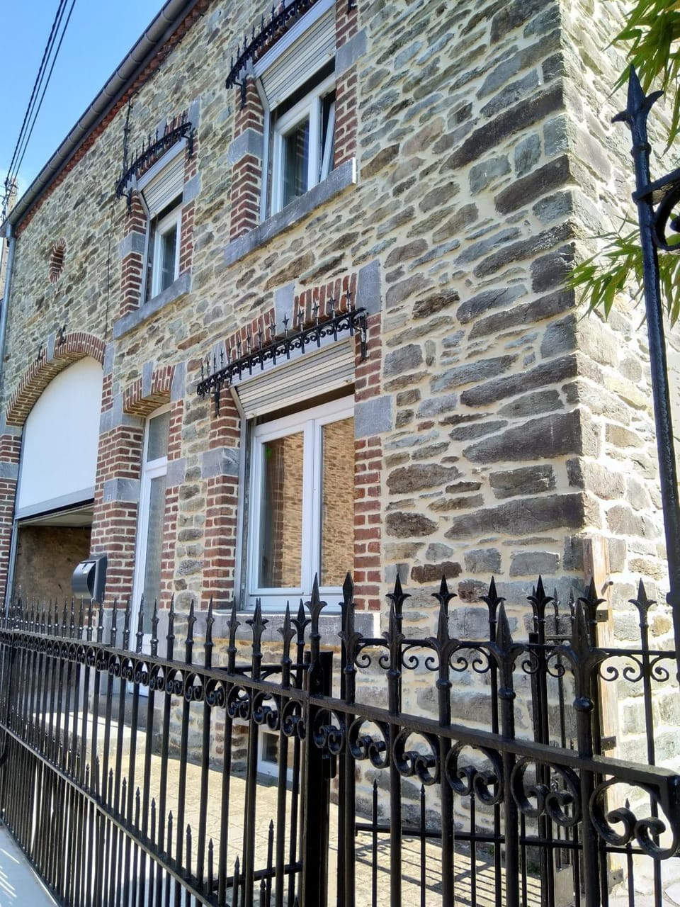 Facade/entrance