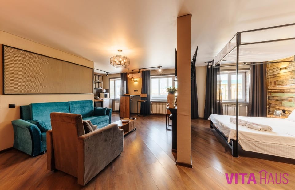 Bed, Living room, Photo of the whole room, Seating area, Bedroom
