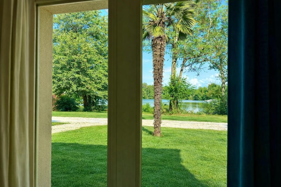 Domaine du Dahu, proche Saint Emilion Nature lodge in Occitanie