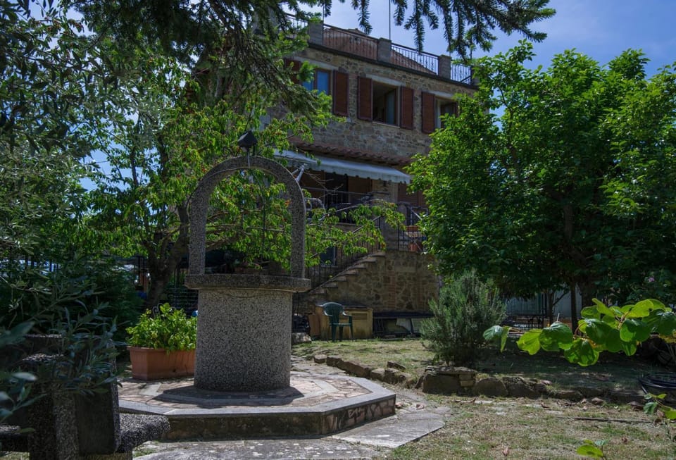 B&B Locanda Sant'Antimo Bed and Breakfast in Tuscany