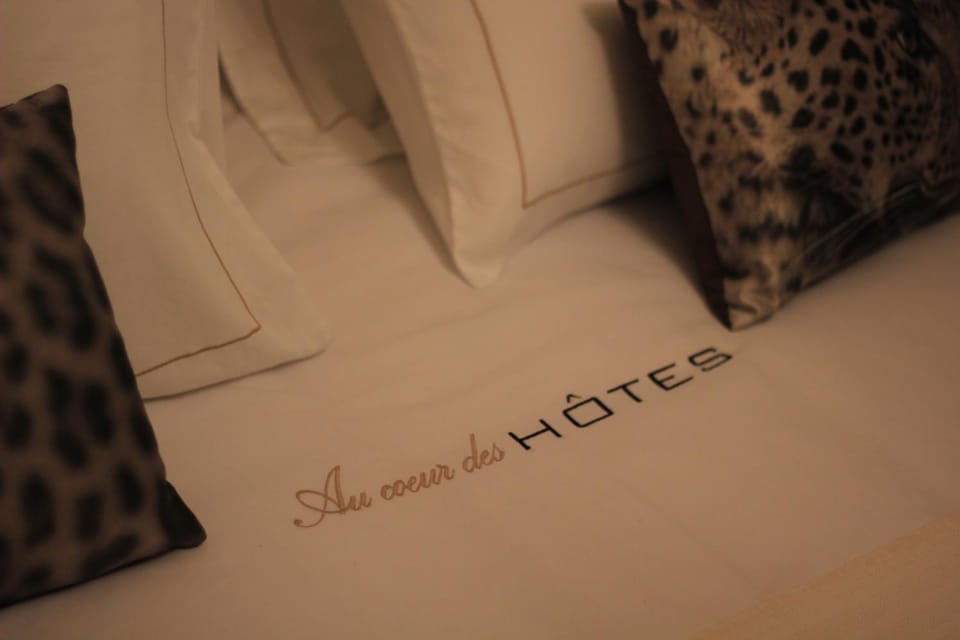 Bed, Decorative detail