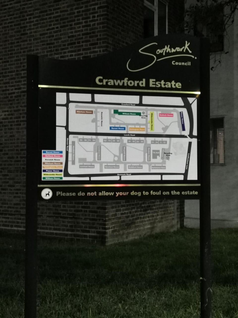 Ambar Jadwin Marahanata Room Apartment in London Borough of Southwark