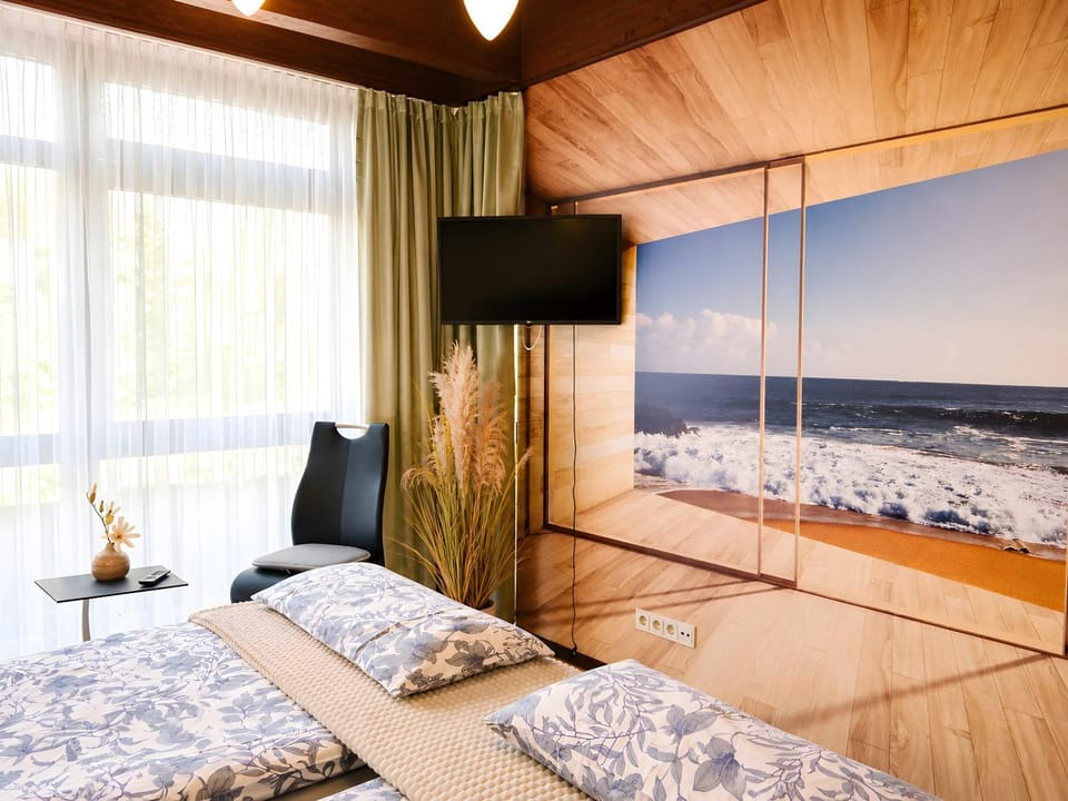 Living room, Bedroom