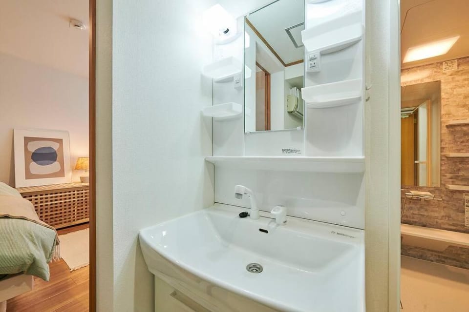 上落合ハウス KAMIOCHIAI HOUSE Apartment in Shinjuku