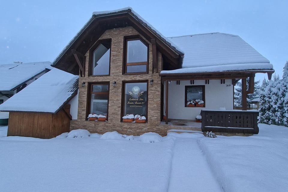 Property building, Winter