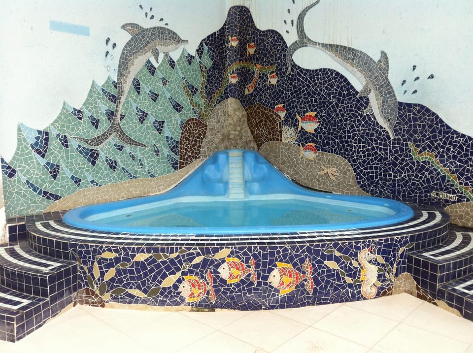 Hot Tub, Swimming pool, Swimming pool