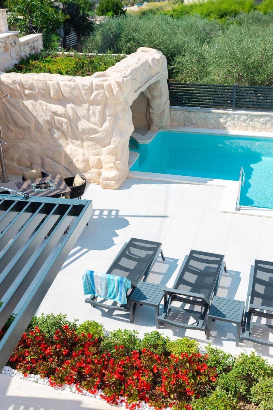 Pool view, Swimming pool