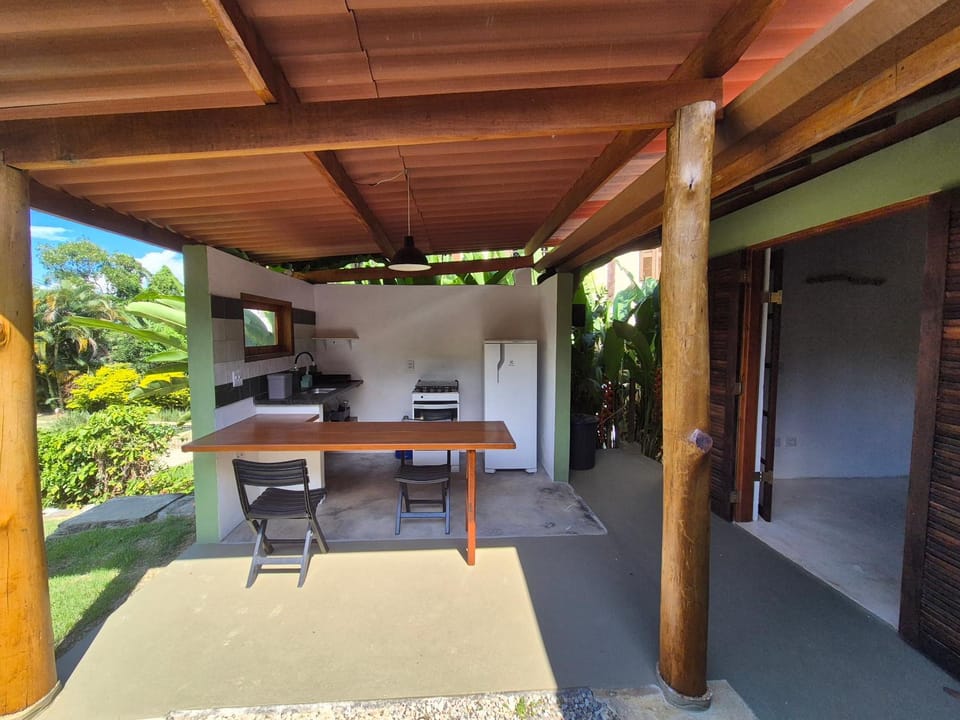 Patio, Kitchen or kitchenette, Dining area