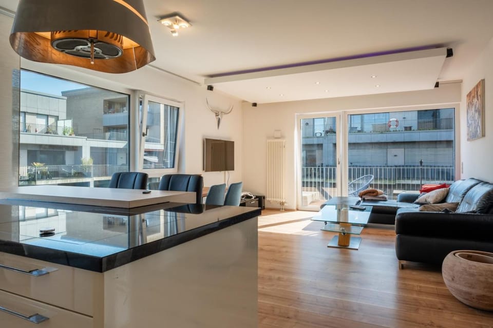 Living room, kitchen