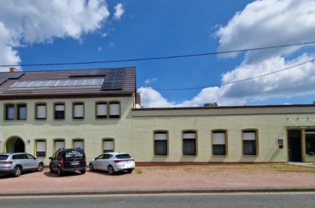 Property building, Parking