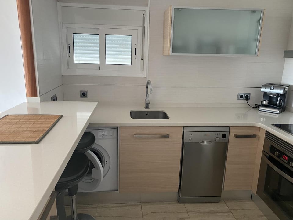 SUN AND BEACH LOVER LA PINEDA XXX Apartment in La Pineda
