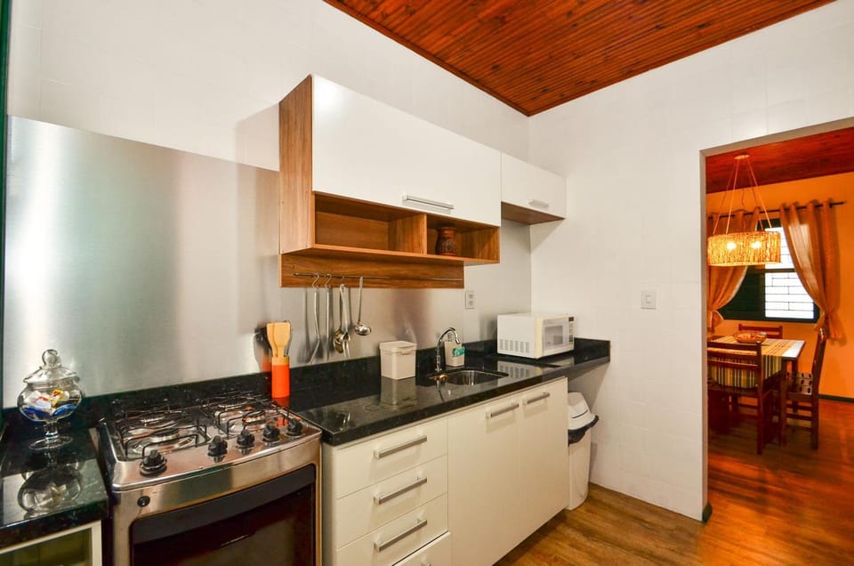 Recanto Manezinho: Frente Mar, PontadasCanas N1793 Villa in Florianopolis