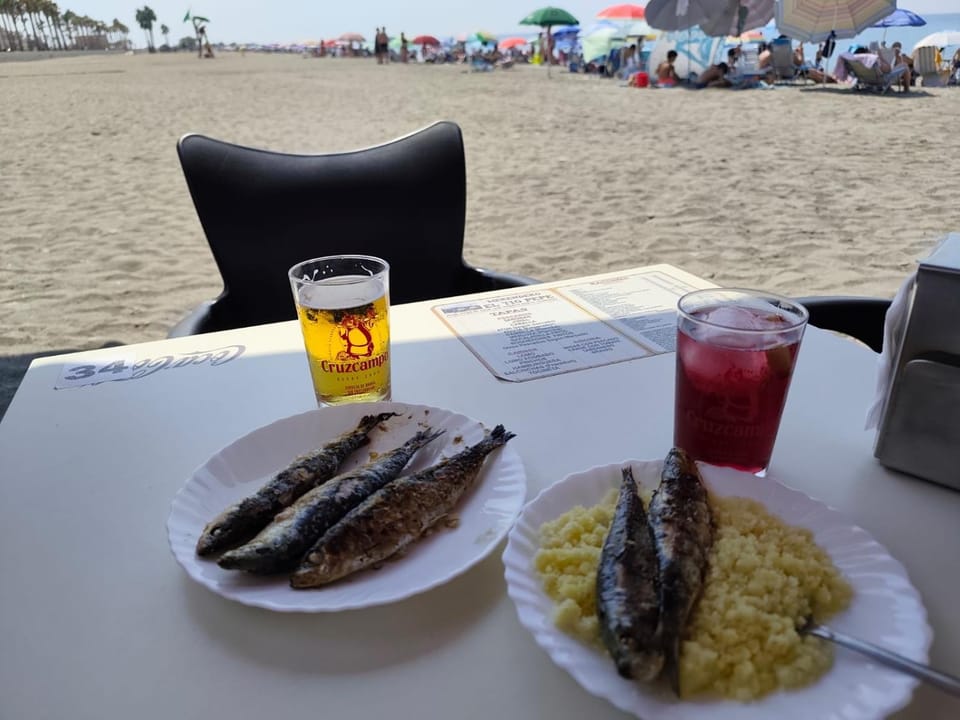 Apartamento a 50 m del mar con aire acondicionado y WiFi, Ideal familias,parejas Apartment in Almería