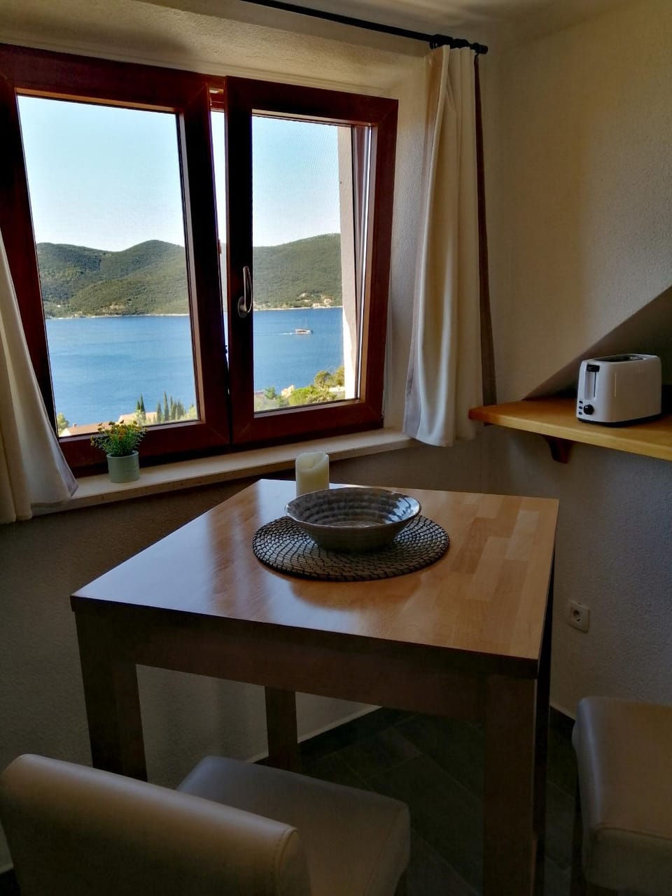 Dining area, Sea view
