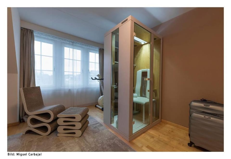 City, Lake and Luxury Apartment in Zurich City