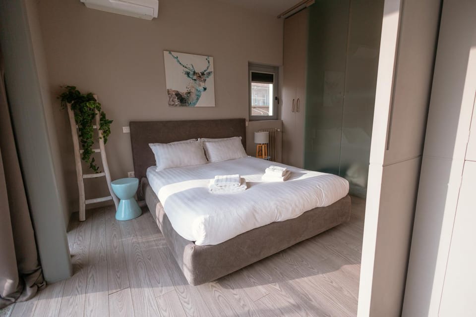 Bed, Bedroom, wardrobe