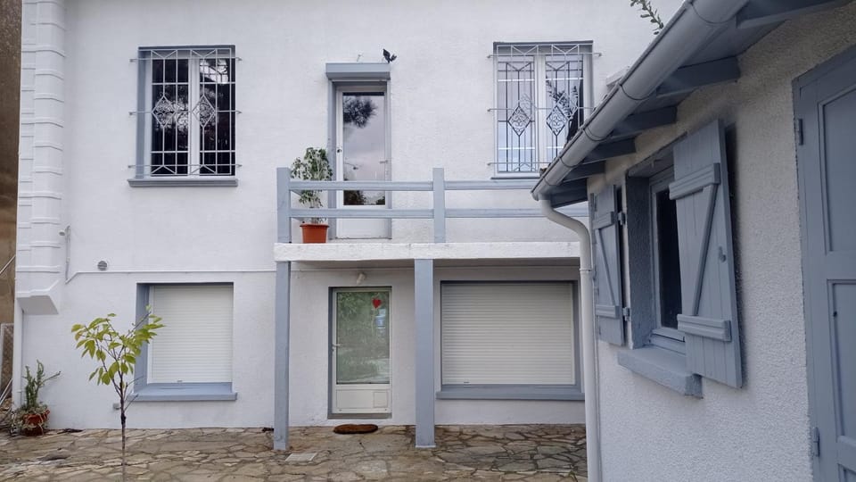 80 m2 appartement indépendant, 4 personnes et plus, piscine et jardin Direct Gare Aéroport Apartment in Toulouse