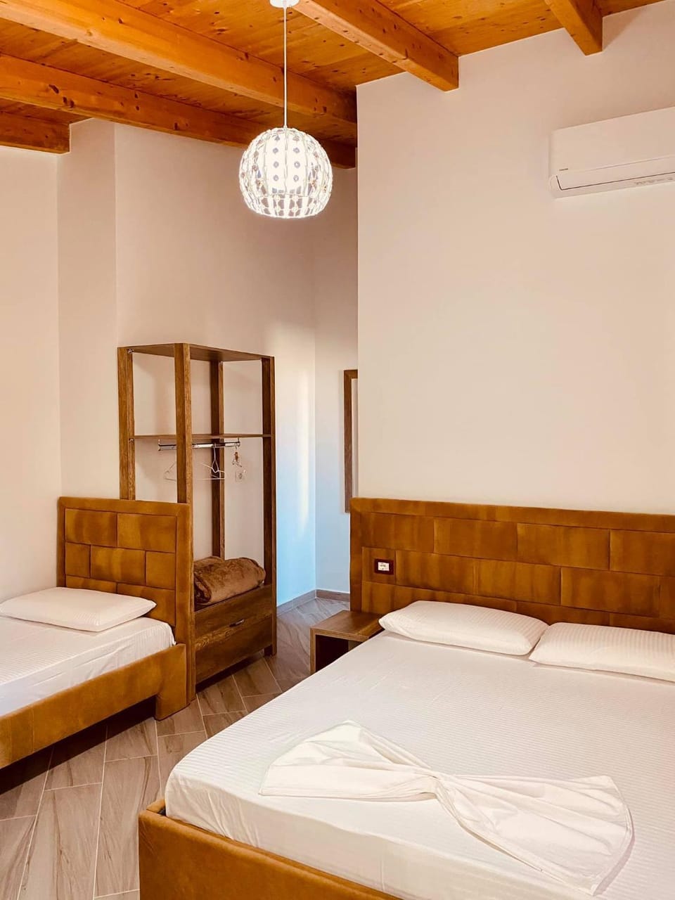 Bed, Photo of the whole room, Bedroom, towels, air conditioner