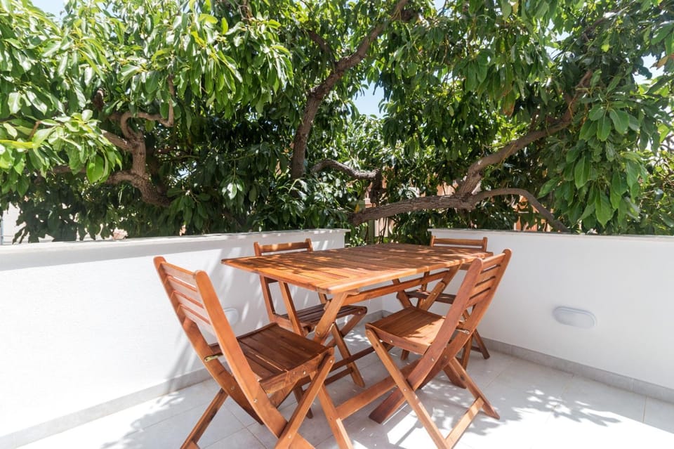 Balcony/Terrace, Dining area